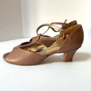 CAPEZIO BALLROOM DANCE LATINO SHOES 6